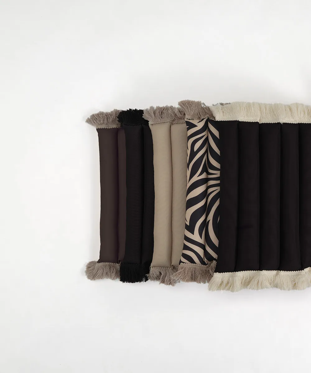 Garden Glory sittdyna med fransar, Svart, svart frans, 38x120 cm Garden Glory