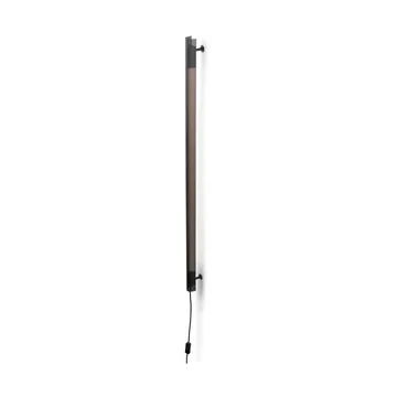 Radent vägglampa long 135 cm - Black - Gejst
