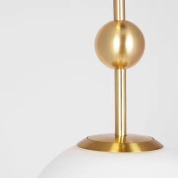 Astrid pendel - mässing/vit, 8 lampor - Globen Lighting
