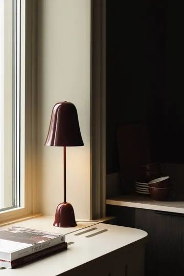 Blåklockan bordslampa - Vinröd (röd), Ø16xH50 cm - Globen Lighting