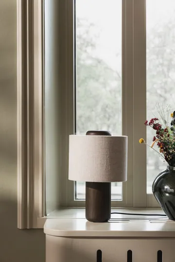 Bosco bordslampa - Brunbetsad ek - Globen Lighting