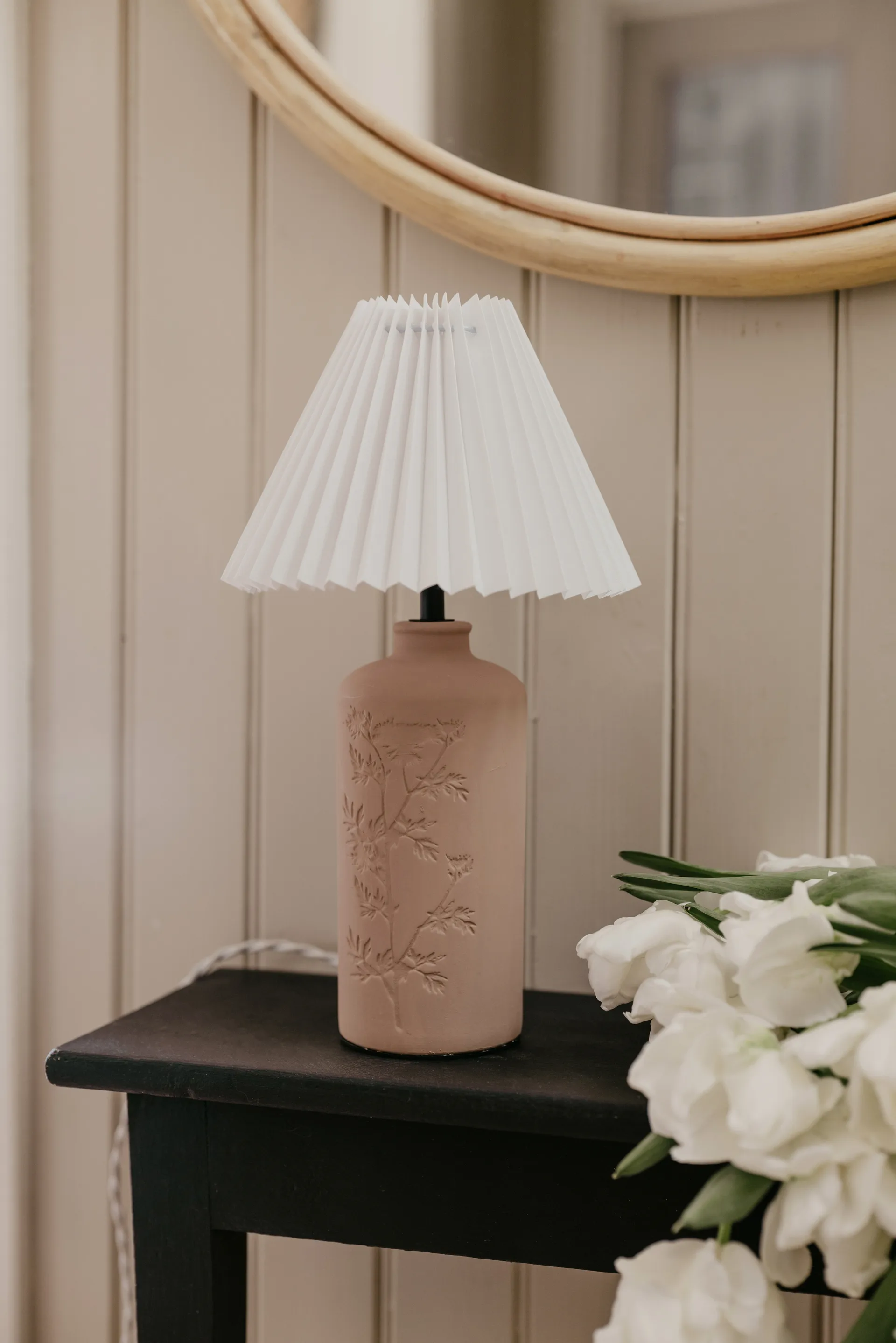 Flora bordslampa 39 cm, Mud Globen Lighting