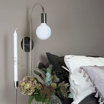 Grace vägglampa - krom - Globen Lighting