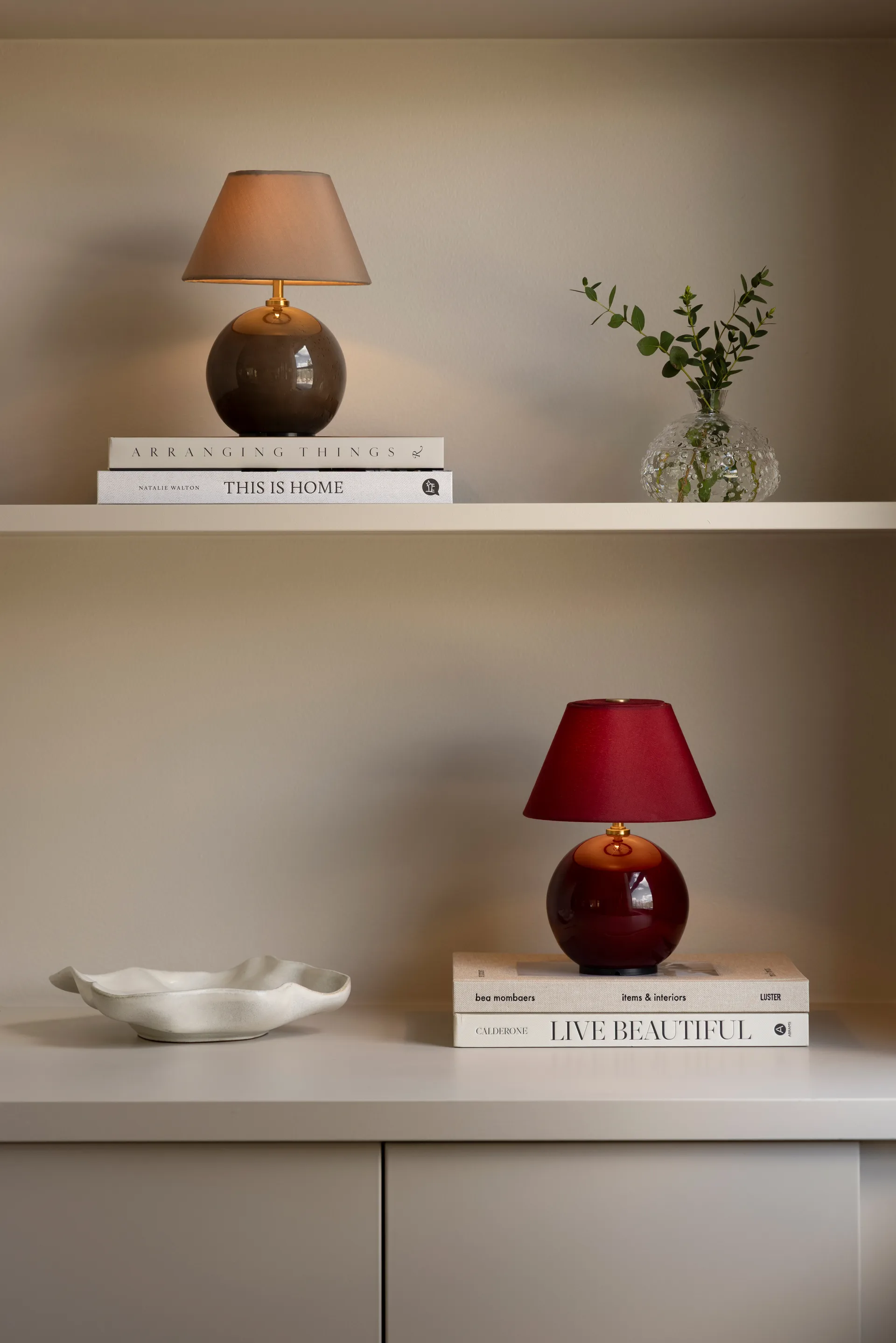 Iris 16 portabel bordslampa, Mocha Globen Lighting
