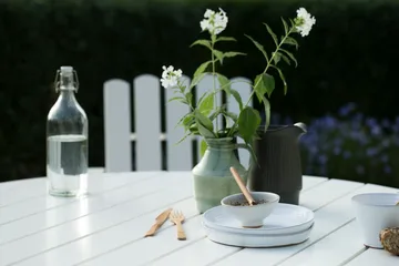 Grythyttan matgrupp vit 9A Ø100cm + 4st A2 - Grythyttan Stålmöbler