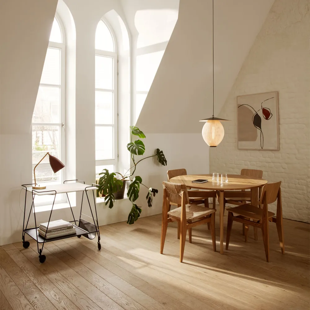 B-Table matbord, Oak matt lacqured GUBI