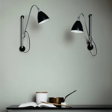 Bestlite BL5 vägglampa - Svart-krom - GUBI