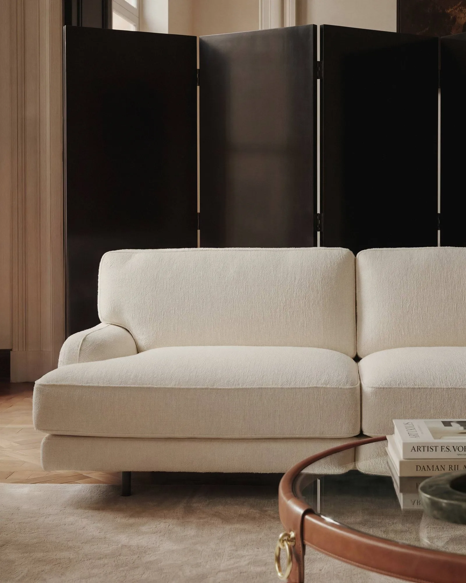 Flaneur soffa 2-sits, Bouclé-matt svart, 2-sits GUBI
