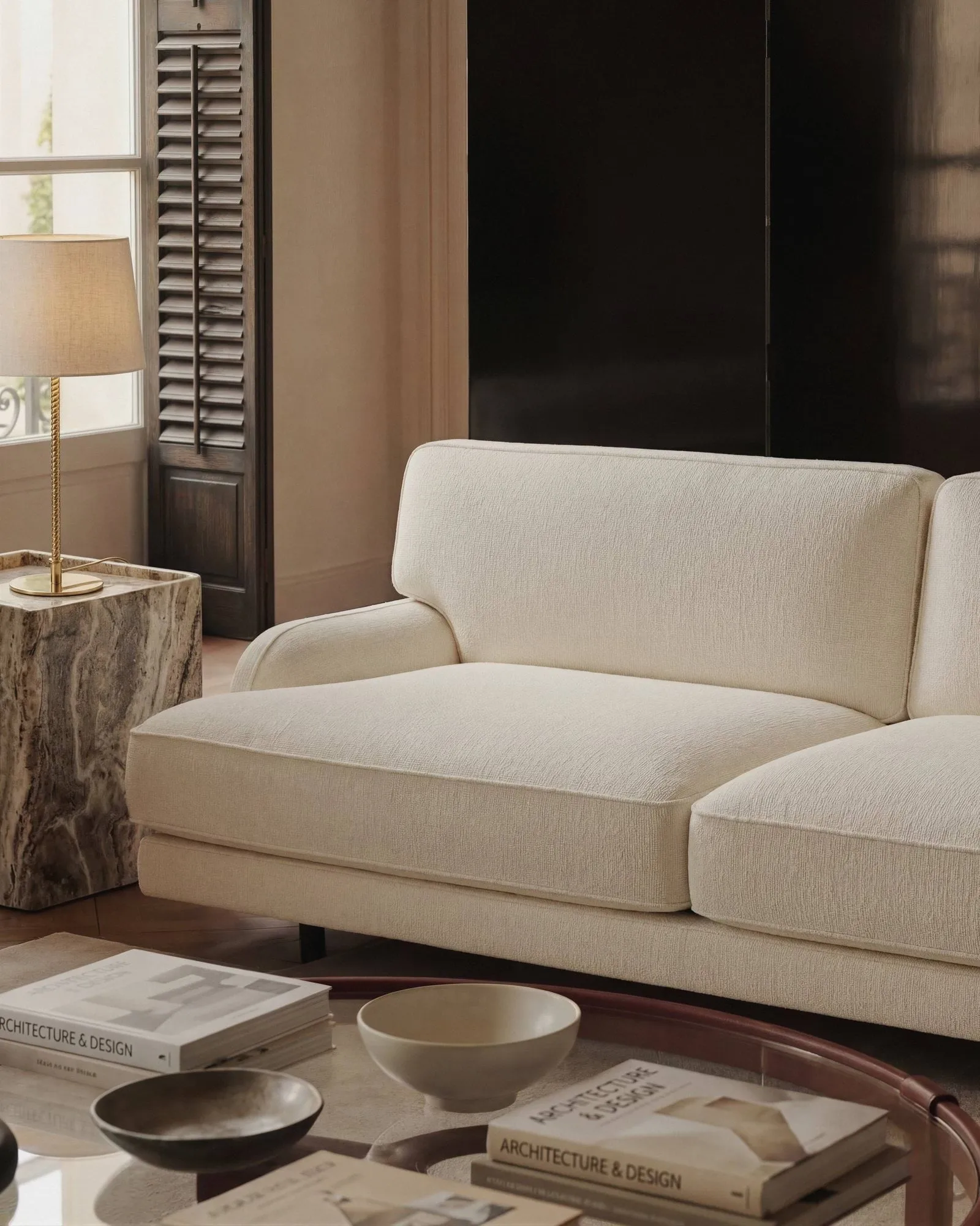 Flaneur soffa 2-sits, Bouclé-matt svart, 2-sits GUBI