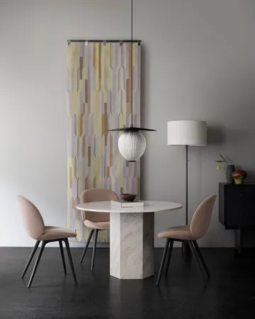Gravity golvlampa - Maroon marble-white - GUBI