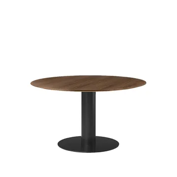 Gubi 2.0 matbord - American walnut, ø130, svart stativ - GUBI