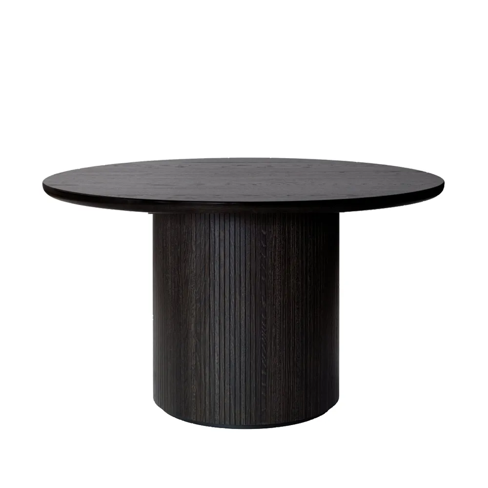 Moon matbord runt, Oak brown/black stained, ø150 cm GUBI