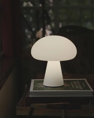 Obello portabel bordslampa - Frosted glass - GUBI