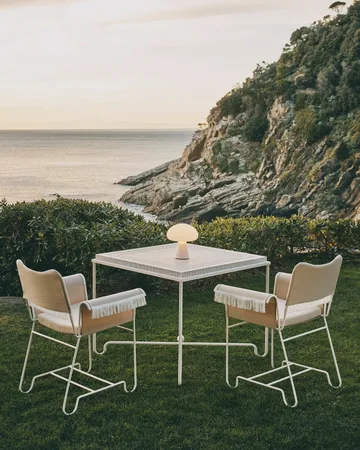 Obello portabel bordslampa - Frosted glass - GUBI