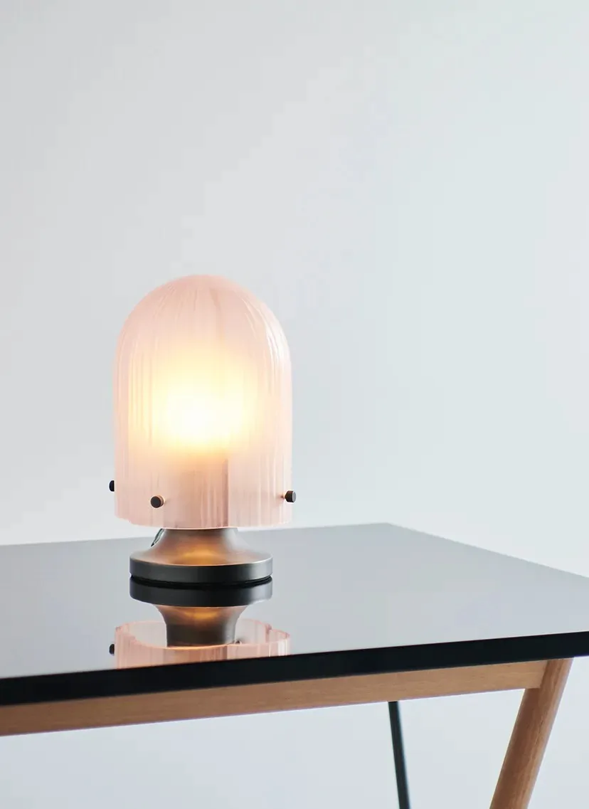 Seine bordslampa Ø17,2x26,2 cm, Brass-coral GUBI