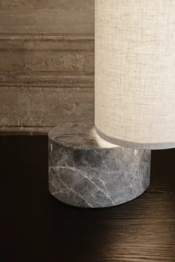 Unbound bordslampa - Kanvas-grå marmor - GUBI
