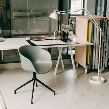 About a Chair 20 kontorsstol - Black, svart stativ - HAY