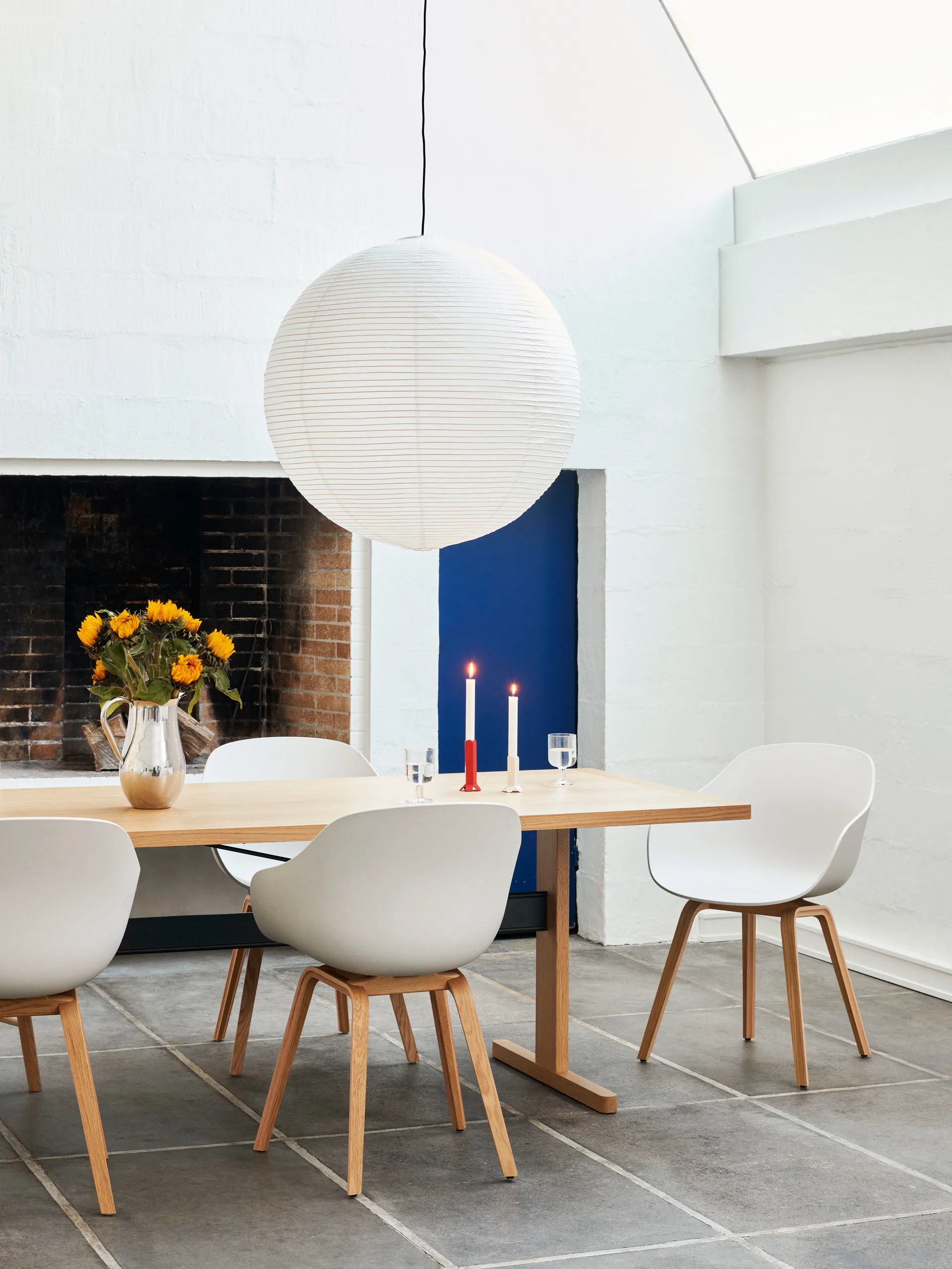 About a Chair 22 2.0 stol, Melange cream-lackerat ekstativ HAY