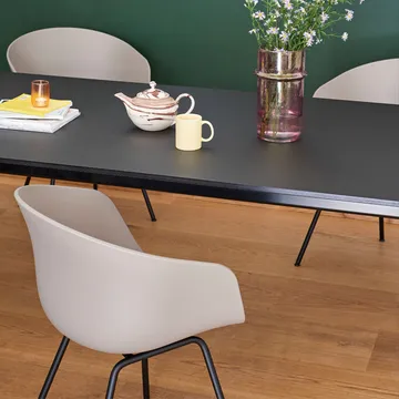 About a Chair 26 stol - Black, svart stålstativ - HAY