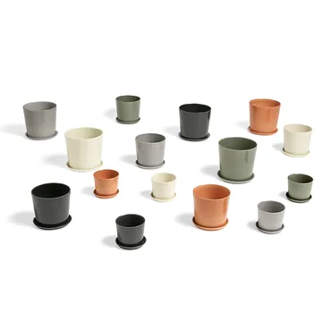 Botanical Family kruka - anthracite, medium, med fat Ø13.5 cm - HAY