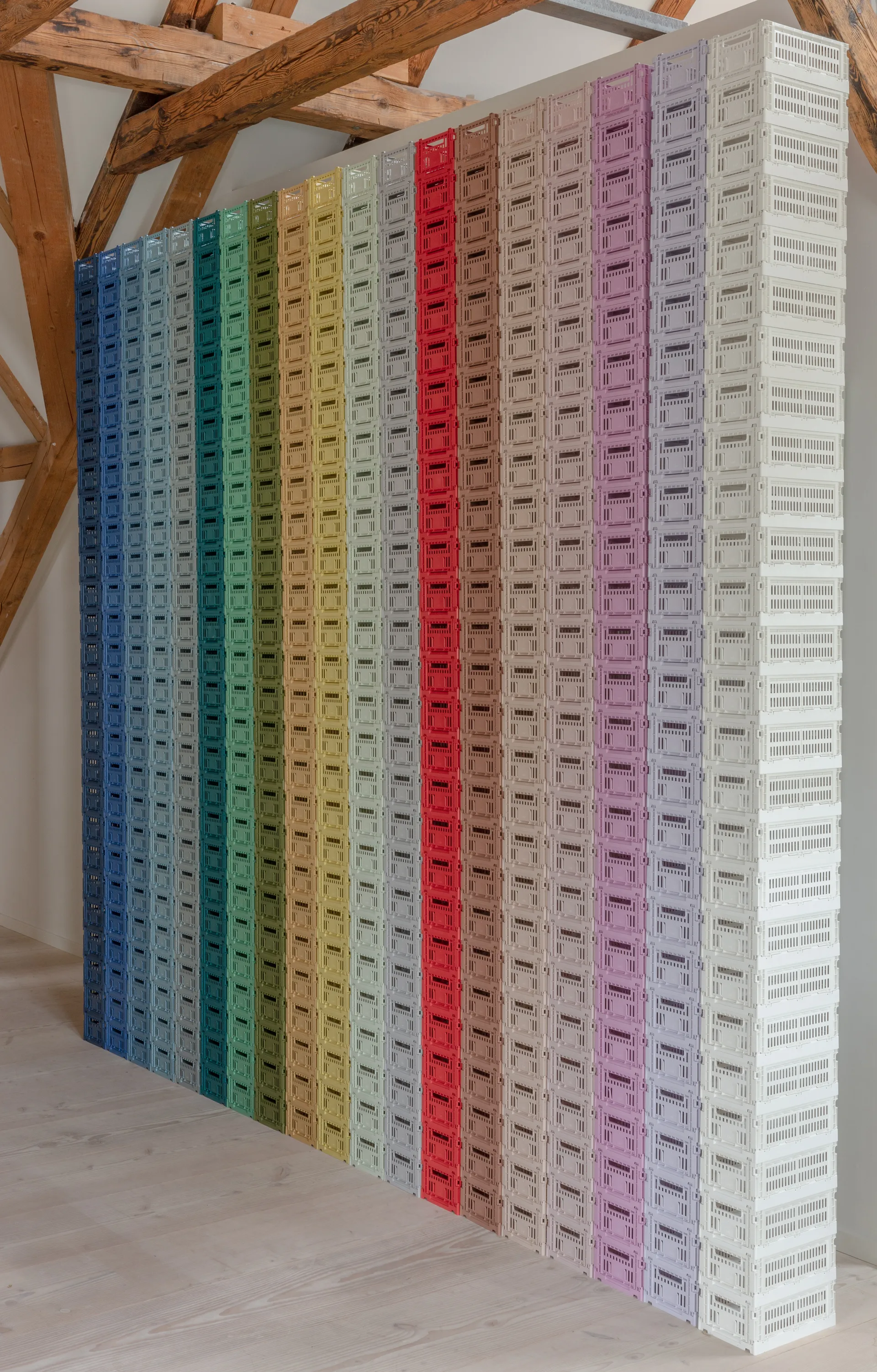 Colour Crate S 17x26,5 cm, Off-white HAY