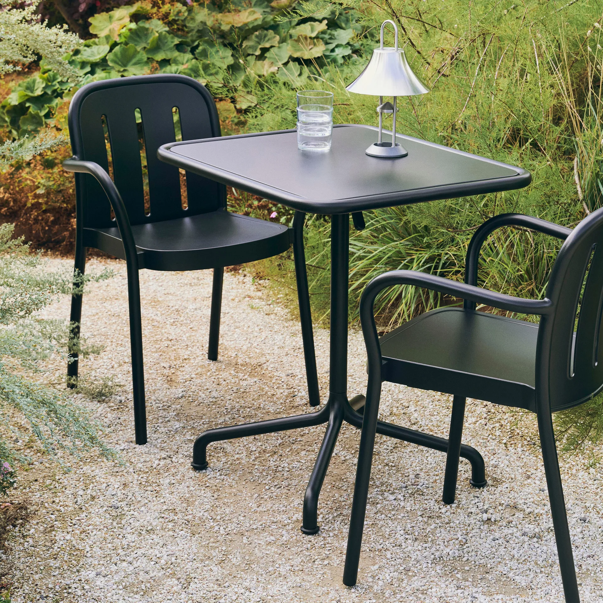Deville bord, Anthracite, 60x70x74 cm HAY