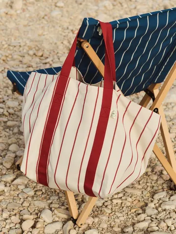 Outdoor Market picknickväska - Beige-red, medium - HAY