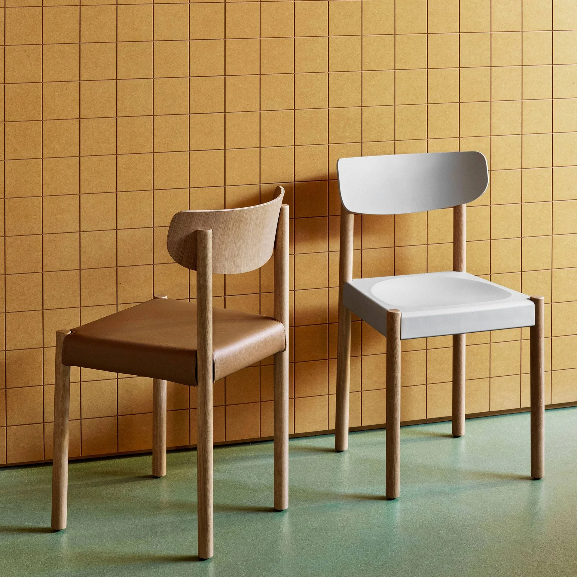 Pack Chair 11 stol, Iron black ek-graphite brown-Remix 356 HAY