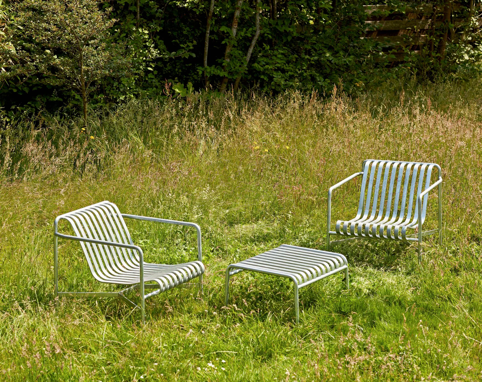 Palissade Ottoman fotpall, Sky grey HAY
