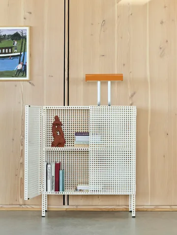 Perforated Cabinet skåp medium - Eggshell - HAY