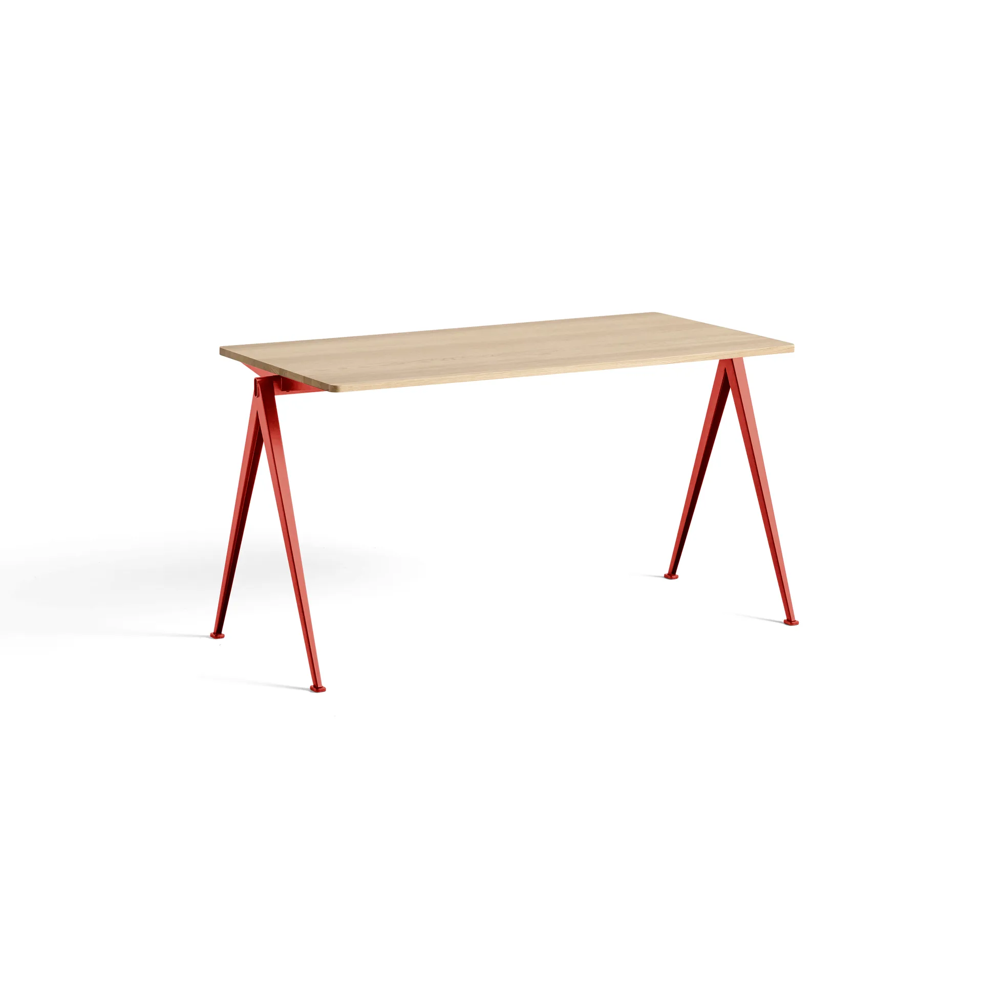 Pyramid 01 skrivbord 140x65x74 cm, Mattlackad ek-tomato red ben HAY