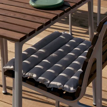 Traverse Quilted Chair sittdyna - Beige sand - HAY