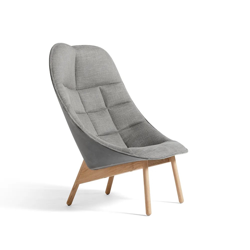 Uchiwa Quilt loungefåtölj, Magnesium-ek-baksida lola warm grey HAY