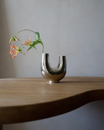 Kazumi vas - Nickel - Hein Studio