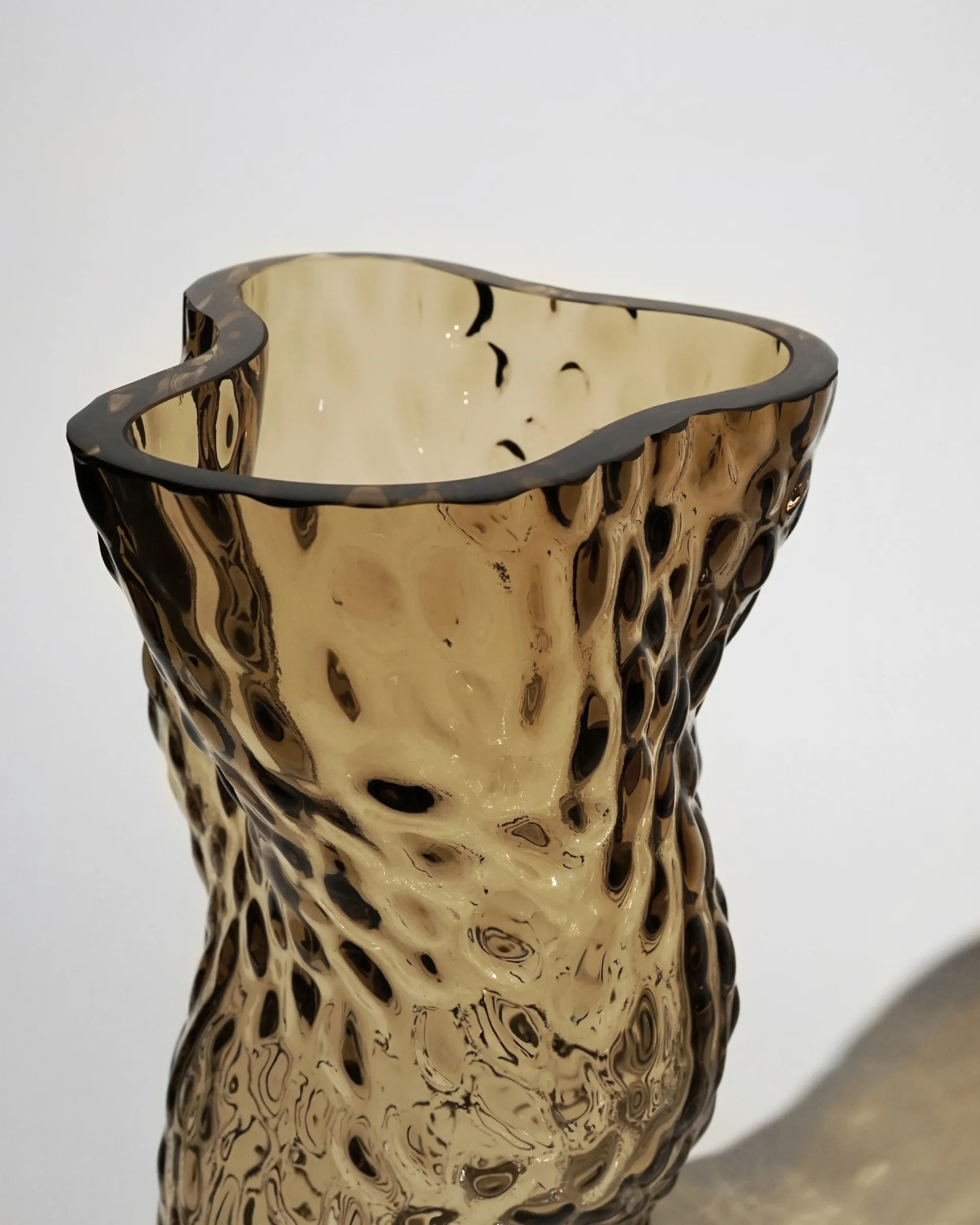 Ostrea Rock vas glas 30 cm, Smoke Hein Studio