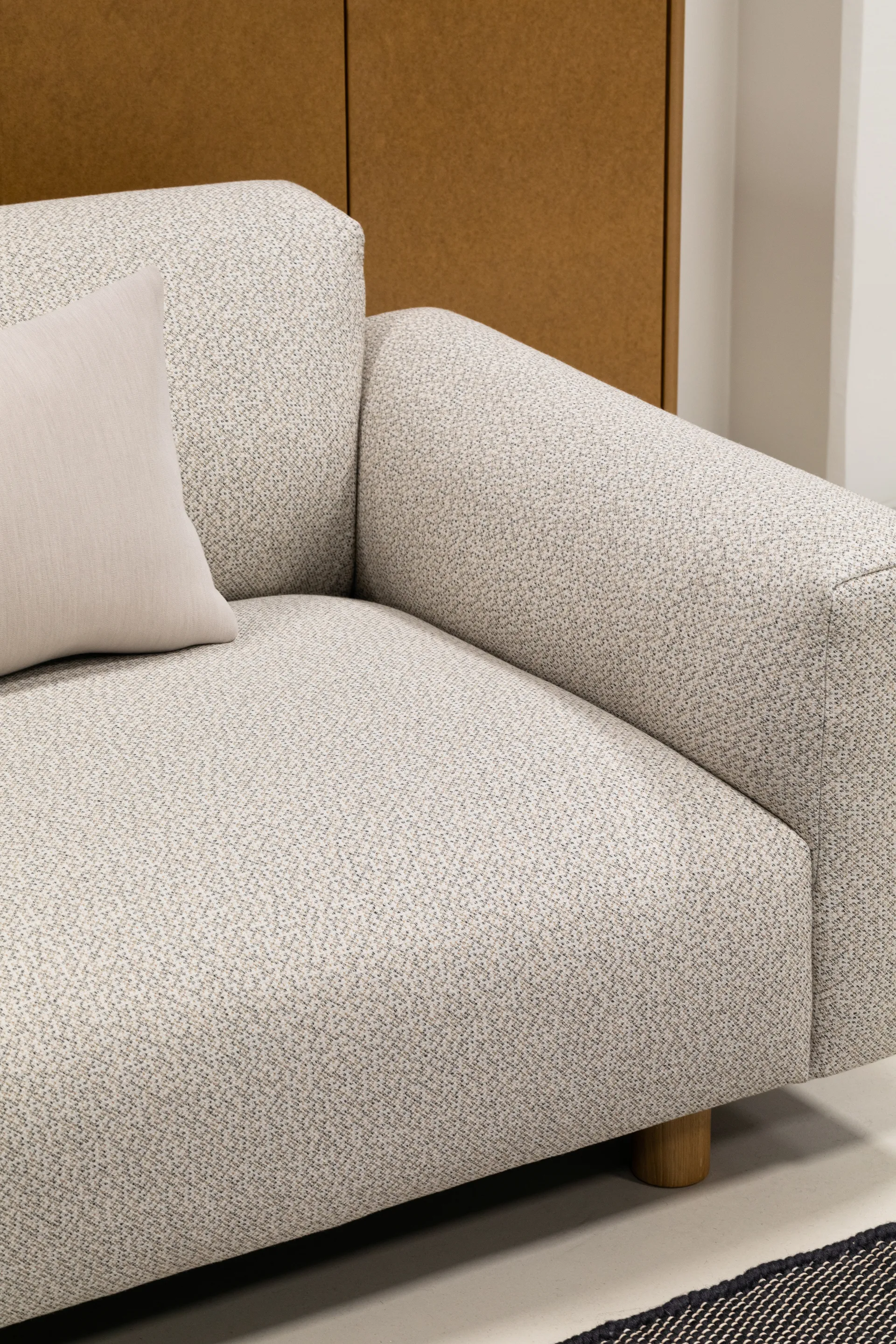 Koti 2-sits soffa 200 cm, Eggshell Hem