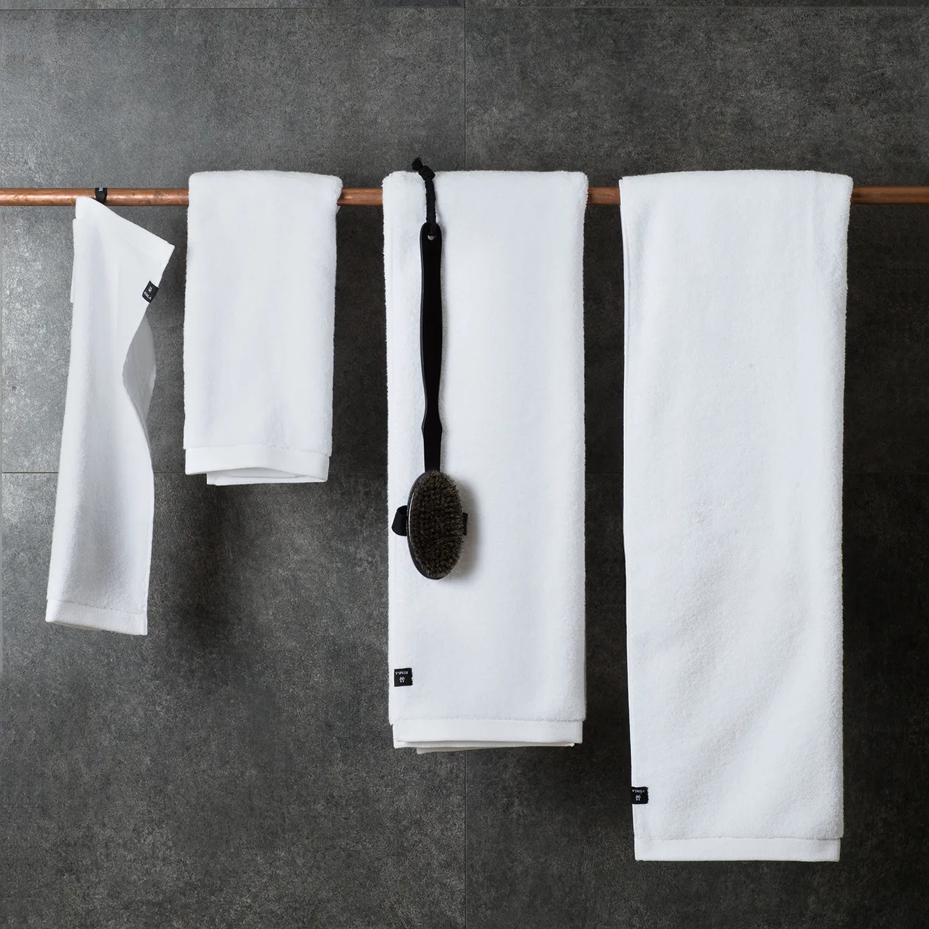 Maxime ekologisk handduk white, 30x50 cm Himla