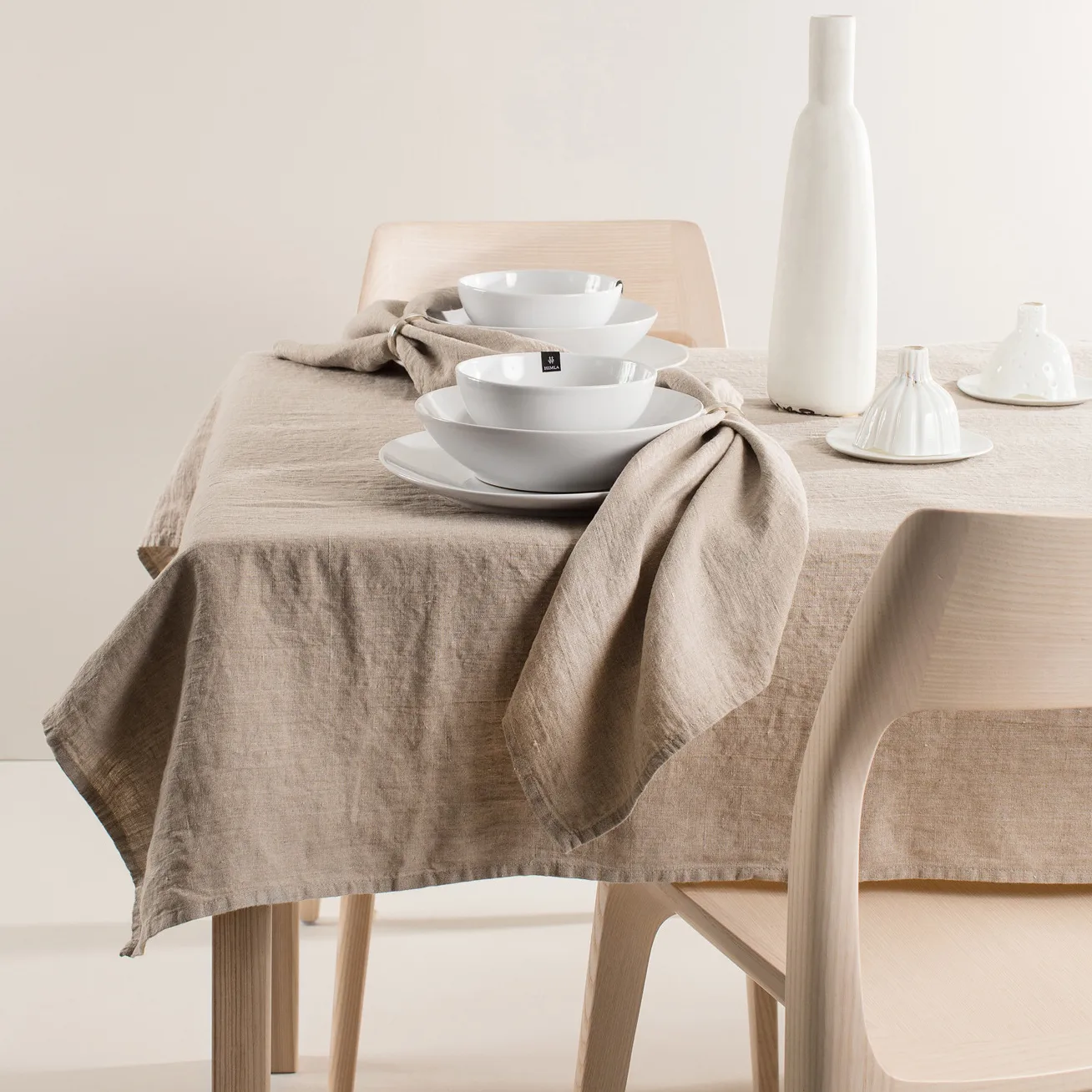Sunshine bordsduk natural (beige), 145x250 cm Himla
