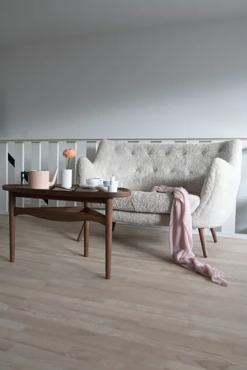 Poet soffa 2-sits - Sheepskin Moonlight-valnöt - House of Finn Juhl