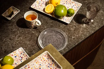 Oiva Toikka Helle A5 tallrik 15x21 cm - Ametist - Iittala