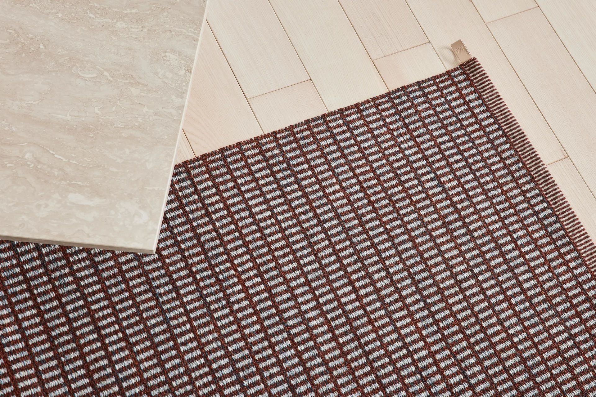 Post Icon matta 200x300 cm, Redwood Haze 721 Kasthall