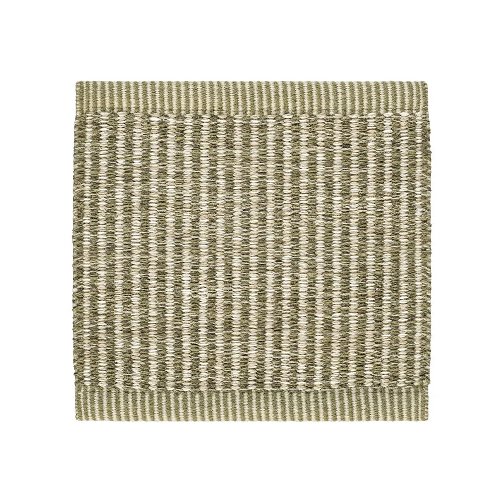Stripe Icon gångmatta, green field 383 90x250 cm Kasthall