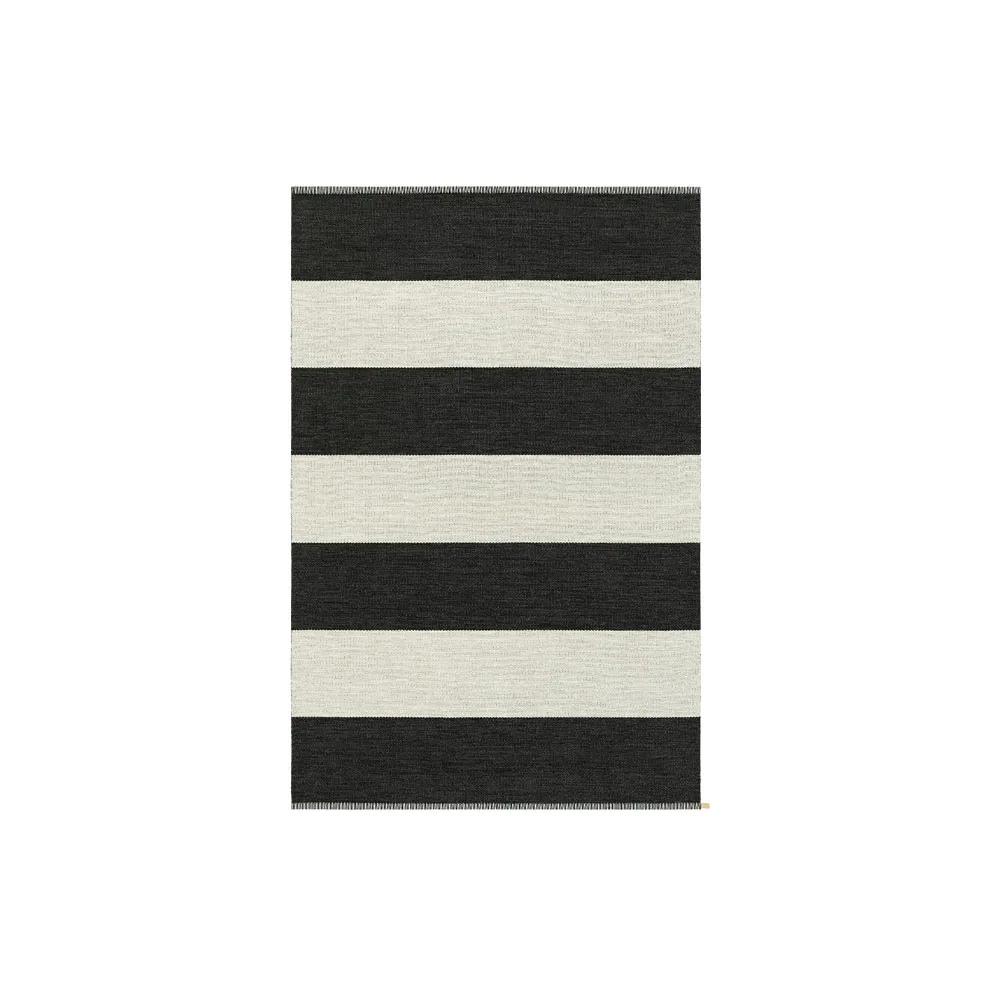 Wide Stripe Icon matta, Midnight black 554 240x165 cm Kasthall