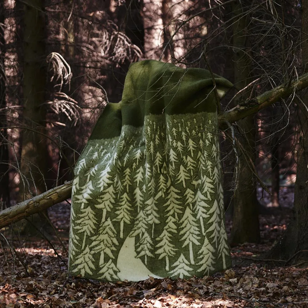 House in the forest ullfilt, grön Klippan Yllefabrik