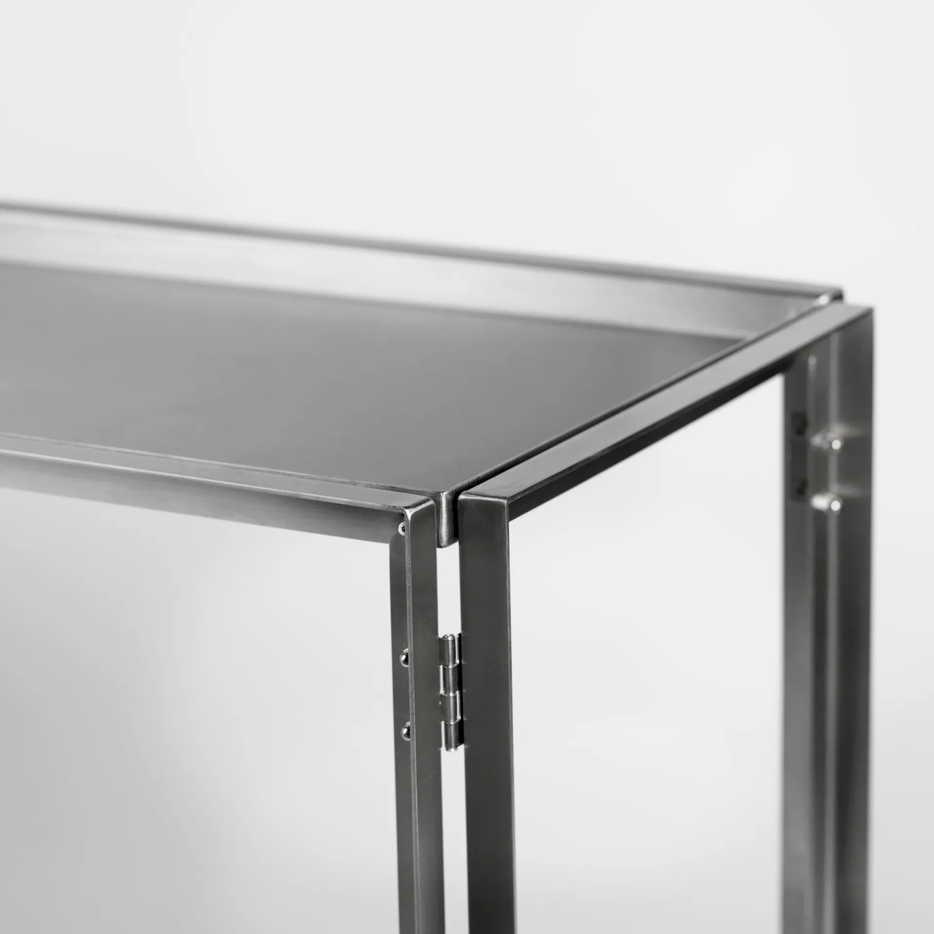 Foldable konsoll 124x60 cm, Borstat rostfritt stål Kristina Dam Studio