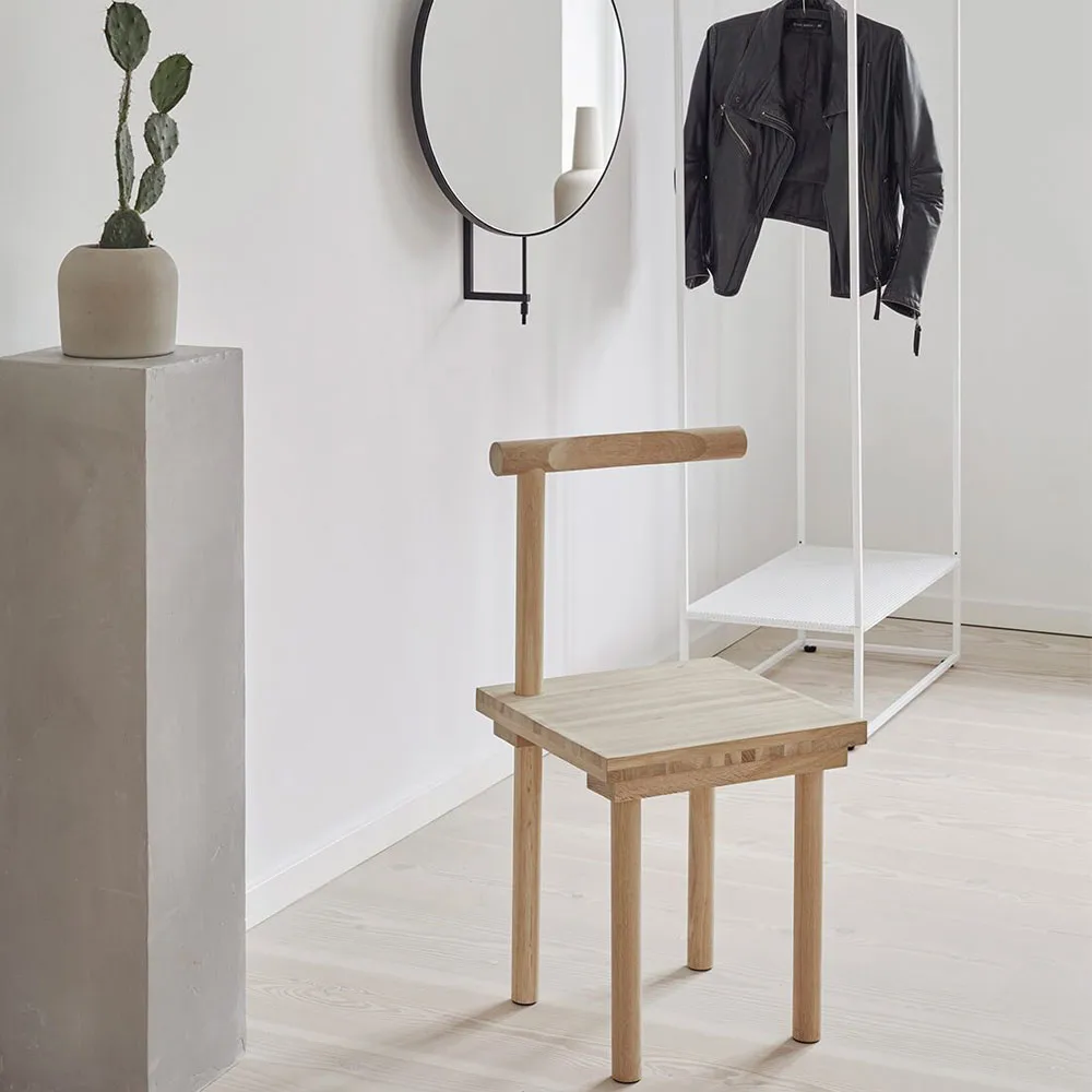 Sculptural stol, Oak Kristina Dam Studio