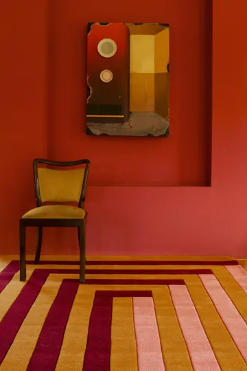 Teklan Labyrinth ullmatta - Coral pink, 180x270 cm - Layered