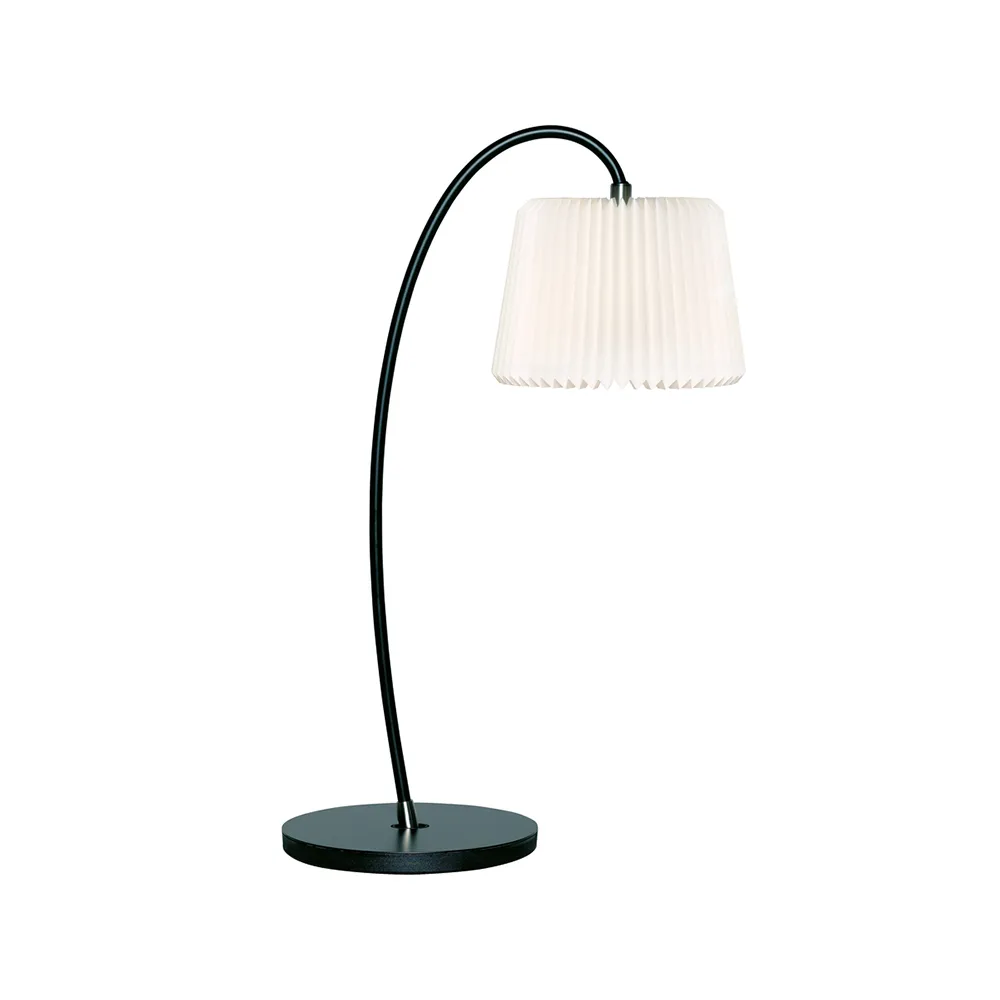 Snowdrop 320T bordslampa, vit, plast skärm, svart stativ Le Klint