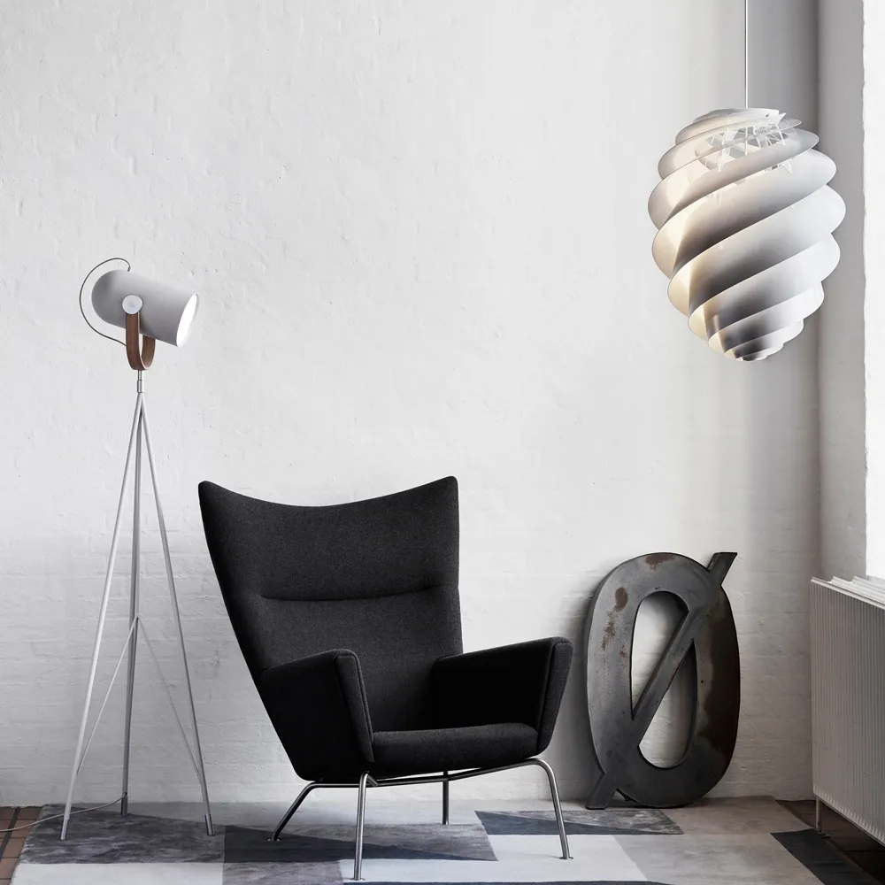 Swirl 2 medium pendel, vit Le Klint