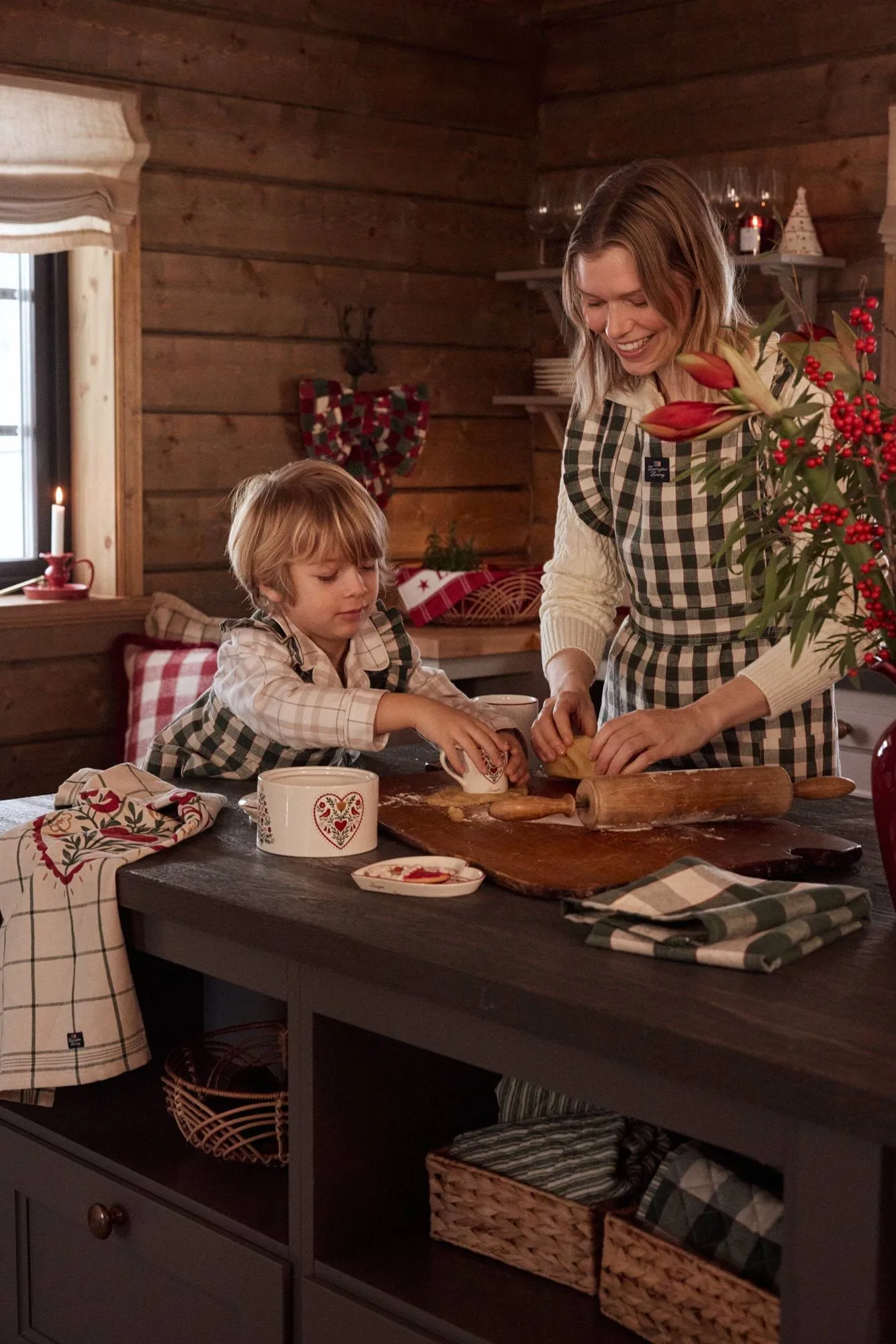 Checked cotton linen barnförkläde, Green-Light beige-red, 4-6 år Lexington